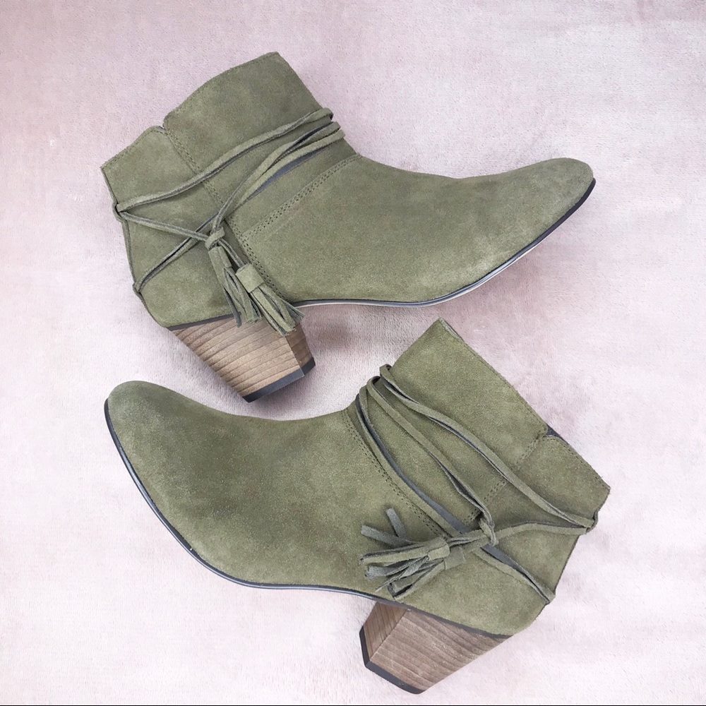 Chelsea Crew Olive Booties